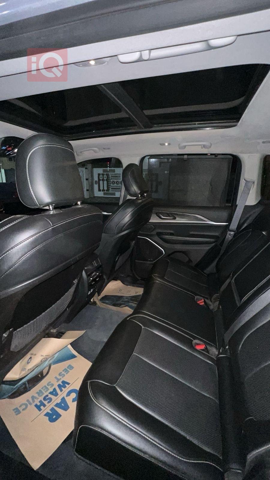 جيب جراند شيروكي